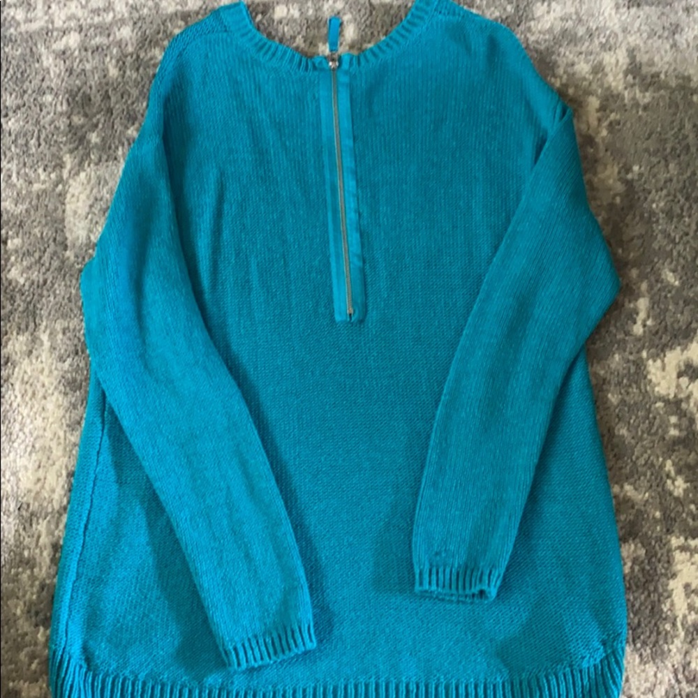 Sweater - Picture 2 of 4